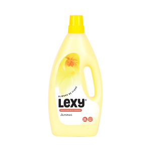 Lexy Summer 2L